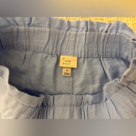 NWOT • A New Day • Women’s High-Rise Linen Pull-on Shorts • Light Blue, Small - Picture 12 of 16